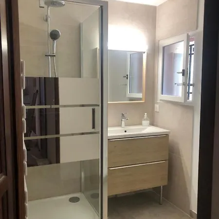 Appartement 60M2 - 2 Chambres A Une Minute Des Plages, Parking Prive Sausset-les-Pins Exterior photo