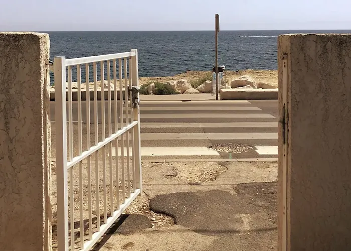 Appartement 60M2 - 2 Chambres A Une Minute Des Plages, Parking Prive