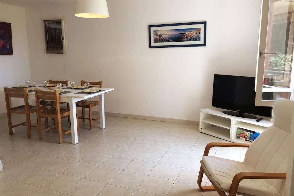 60m2 - 2 A Minute Des Plages, Parking Prive Apartment Sausset-les-Pins