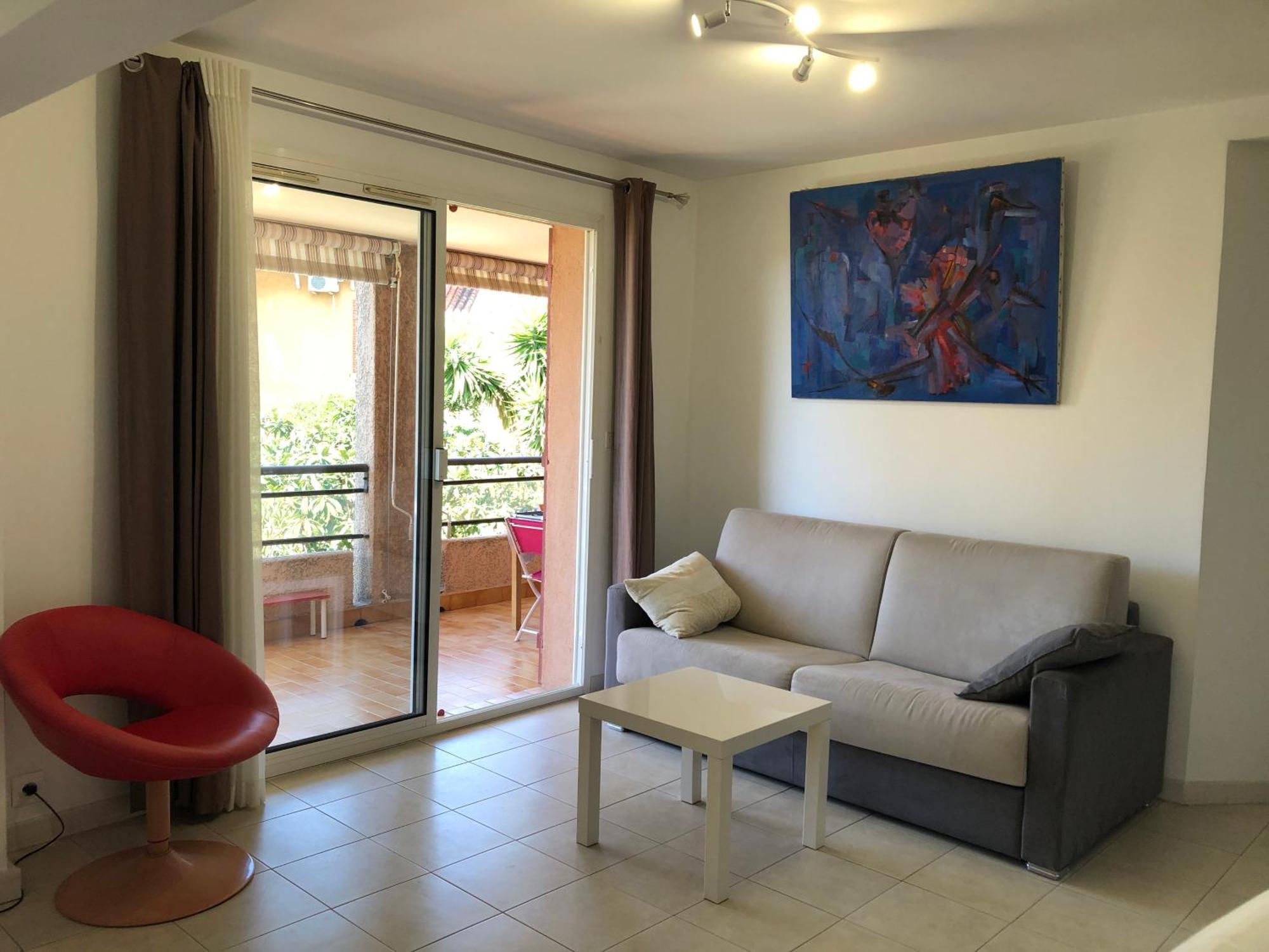 60m2 - 2 A Minute Des Plages, Parking Prive * Sausset-les-Pins
