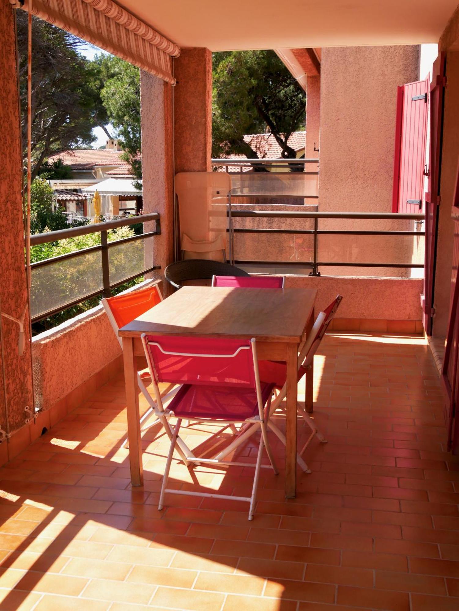 Apartment 60m2 - 2 A Minute Des Plages, Parking Prive